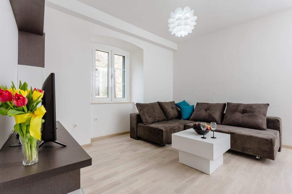Old Town Summer Apartment Kotor Bagian luar foto