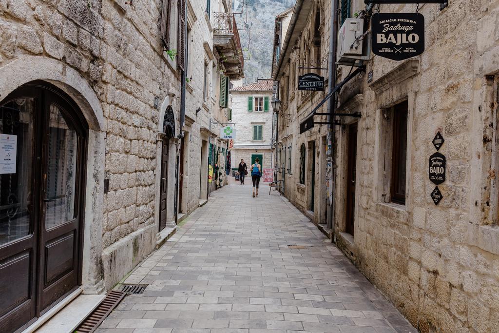Old Town Summer Apartment Kotor Bagian luar foto